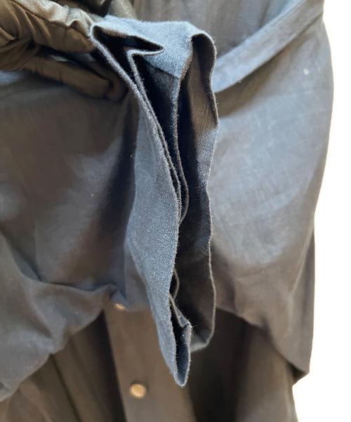 HOMME PLISSE ISSEY MIYAKE（オム プリッセ イッセイ ミヤケ）HOMME PLISSE ISSEY MIYAKE (オム プリッセ イッセイ ミヤケ) 半袖シャツ ネイビー サイズ:2の古着・服飾アイテム