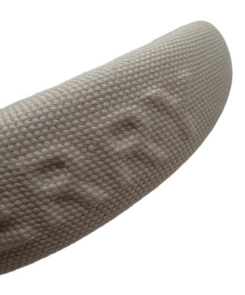 BURBERRY（バーバリー）BURBERRY (バーバリー) カチューシャ アイボリー×ブラウンの古着・服飾アイテム