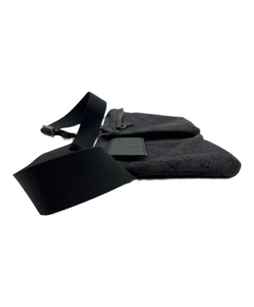 GUCCI（グッチ）GUCCI (グッチ) ウエストポーチ グレーの古着・服飾アイテム