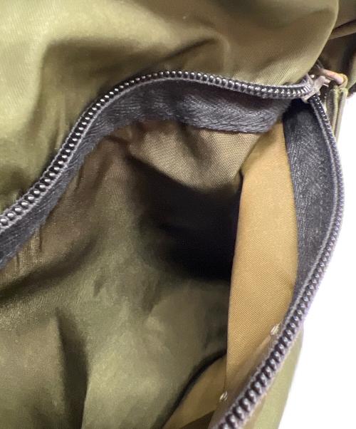 PRADA（プラダ）PRADA (プラダ) ショルダーバッグ グリーンの古着・服飾アイテム