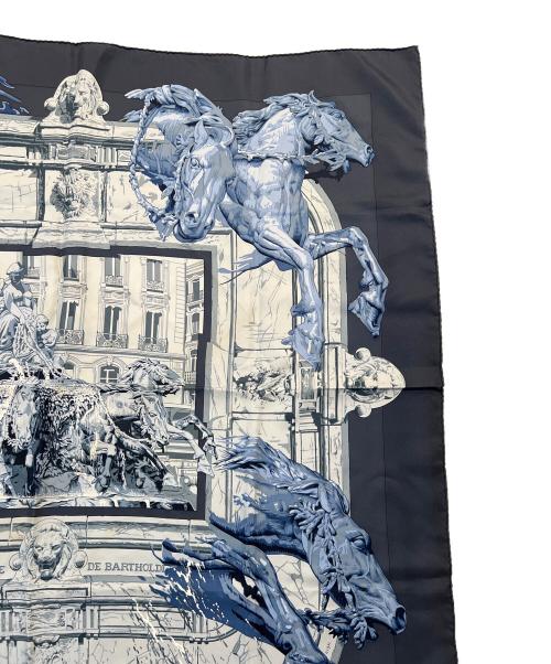 HERMES（エルメス）HERMES (エルメス) シルクスカーフ ブルー×ブラックの古着・服飾アイテム