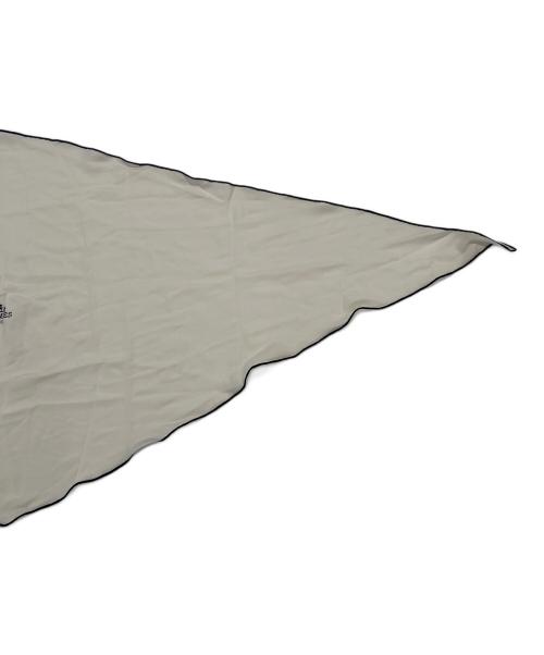 HERMES（エルメス）HERMES (エルメス) シルクスカーフ アイボリーの古着・服飾アイテム