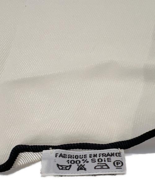 HERMES（エルメス）HERMES (エルメス) シルクスカーフ アイボリーの古着・服飾アイテム