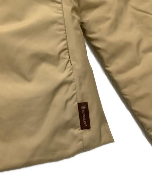 MONCLER（モンクレール）MONCLER (モンクレール) ダウンジャケット ベージュの古着・服飾アイテム