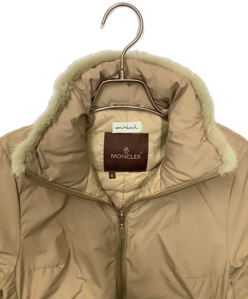 MONCLER（モンクレール）MONCLER (モンクレール) ダウンジャケット ベージュの古着・服飾アイテム