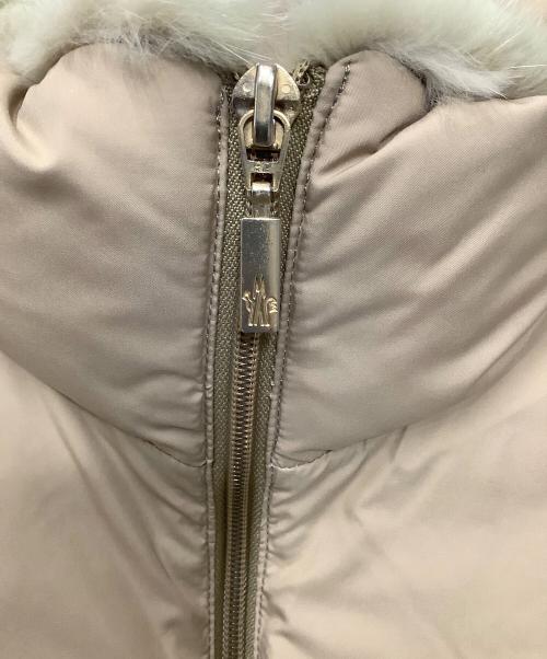 MONCLER（モンクレール）MONCLER (モンクレール) ダウンジャケット ベージュの古着・服飾アイテム