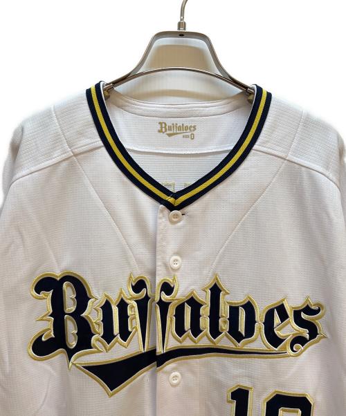 オリックス・バファローズ（オリックス・バファローズ）オリックス・バファローズ (オリックス・バファローズ) 野球ユニフォーム ホワイト サイズ:Oの古着・服飾アイテム