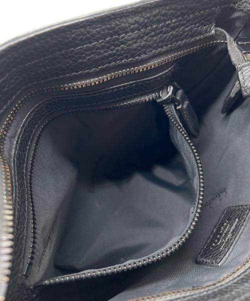 Salvatore Ferragamo（サルヴァトーレ フェラガモ）Salvatore Ferragamo (サルヴァトーレ フェラガモ) クロスボディーバッグ ブラックの古着・服飾アイテム