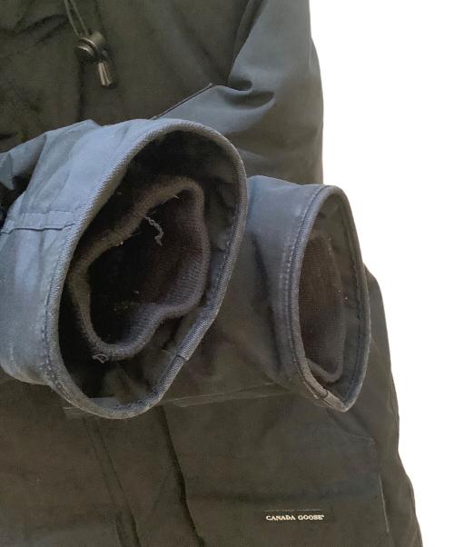 CANADA GOOSE（カナダグース）CANADA GOOSE (カナダグース) ダウンジャケット ブラック サイズ:Mの古着・服飾アイテム