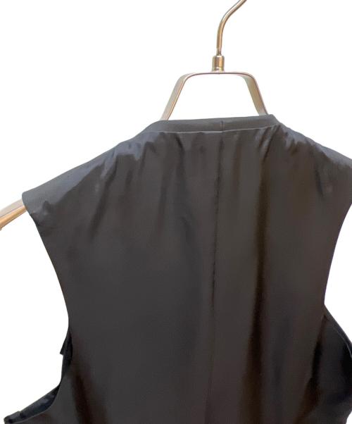 COMME des GARCONS（コムデギャルソン）COMME des GARCONS (コムデギャルソン) ドッキングフラワーベスト ブラック サイズ:Ｓの古着・服飾アイテム