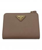 PRADAプラダ）の古着「2つ折り財布」｜ベージュ