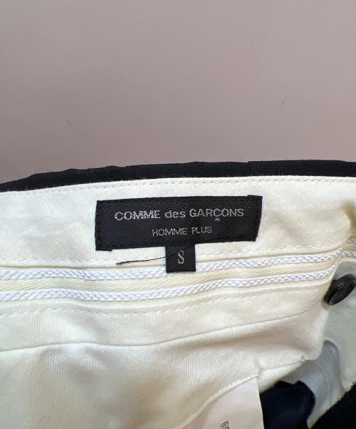 COMME des GARCONS HOMME PLUS（コムデギャルソンオムプリュス）COMME des GARCONS HOMME PLUS (コムデギャルソンオムプリュス) ハーフパンツ ブラック サイズ:Sの古着・服飾アイテム