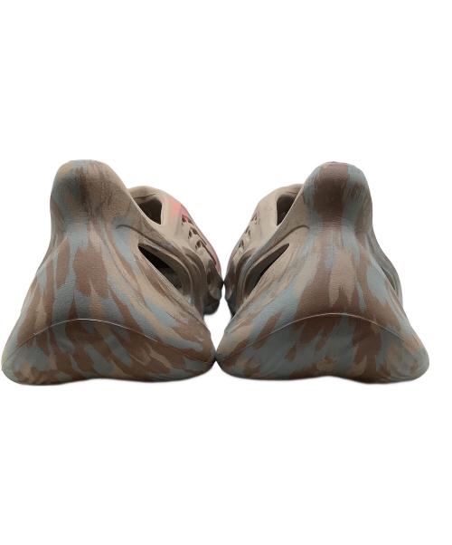 adidas（アディダス）adidas (アディダス) スニーカー ベージュ サイズ:26の古着・服飾アイテム