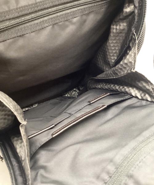 TUMI（トゥミ）TUMI (トゥミ) リュック ブラック×ブラウンの古着・服飾アイテム