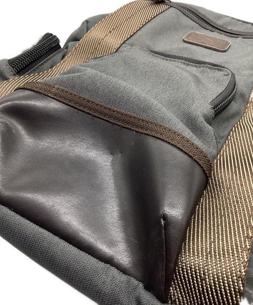 TUMI（トゥミ）TUMI (トゥミ) リュック ブラック×ブラウンの古着・服飾アイテム