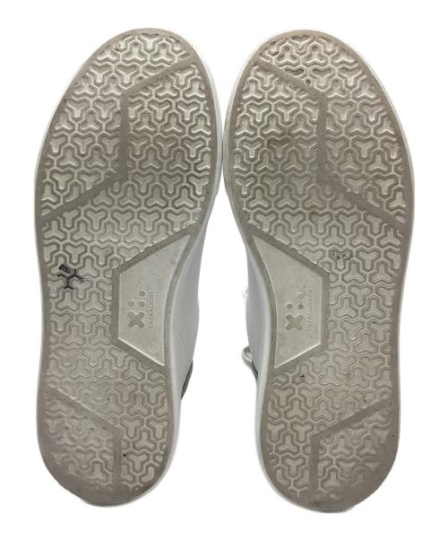 D.A.T.E.（デイト）D.A.T.E. (デイト) ローカットスニーカー ベージュ サイズ:25.5cmの古着・服飾アイテム