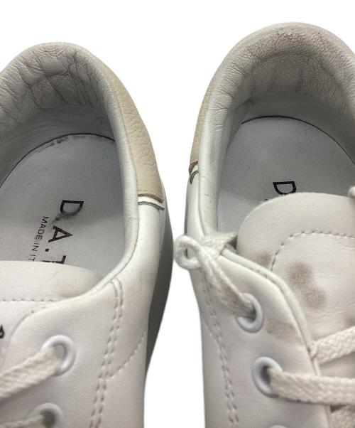 D.A.T.E.（デイト）D.A.T.E. (デイト) ローカットスニーカー ベージュ サイズ:25.5cmの古着・服飾アイテム