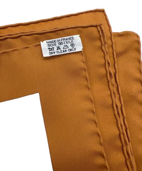 HERMES（エルメス）HERMES (エルメス) シルクスカーフ/カレ90 ベージュ 未使用品の古着・服飾アイテム