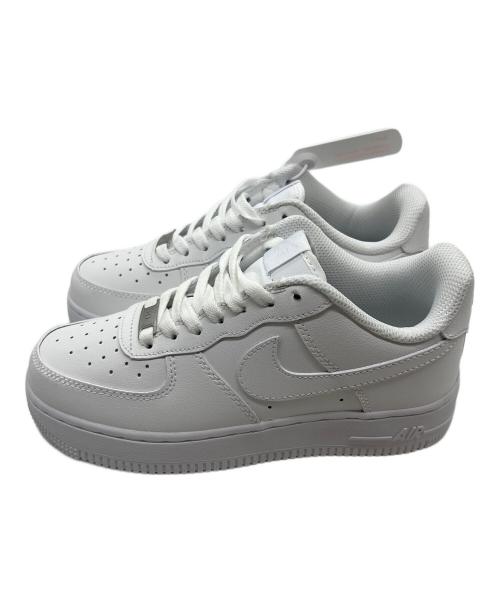NIKE（ナイキ）NIKE (ナイキ) ローカットスニーカー ホワイト サイズ:23.5の古着・服飾アイテム