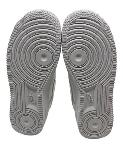 NIKE（ナイキ）NIKE (ナイキ) ローカットスニーカー ホワイト サイズ:23.5の古着・服飾アイテム