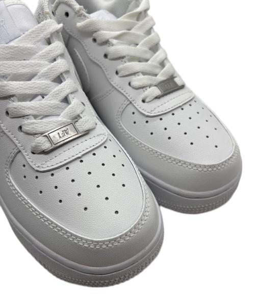 NIKE（ナイキ）NIKE (ナイキ) ローカットスニーカー ホワイト サイズ:23.5の古着・服飾アイテム