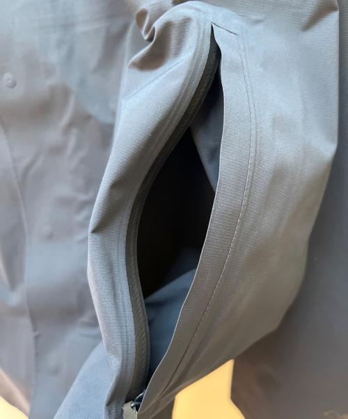 THE NORTH FACE（ザ ノース フェイス）THE NORTH FACE (ザ ノース フェイス) シャツジャケット ネイビー サイズ:Lの古着・服飾アイテム