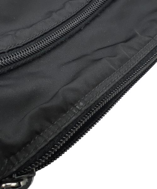 PRADA（プラダ）PRADA (プラダ) ナイロンショルダーバッグ ブラックの古着・服飾アイテム
