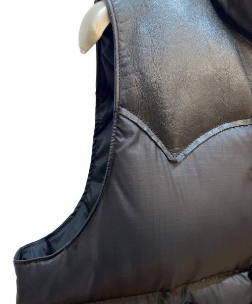 BEAMS（ビームス）BEAMS (ビームス) RockyMountainFeatherBed (ロッキーマウンテンフェザーベッド) ダウンベスト ブラック サイズ:36の古着・服飾アイテム