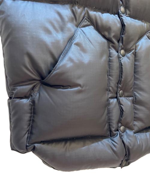 BEAMS（ビームス）BEAMS (ビームス) RockyMountainFeatherBed (ロッキーマウンテンフェザーベッド) ダウンベスト ブラック サイズ:36の古着・服飾アイテム