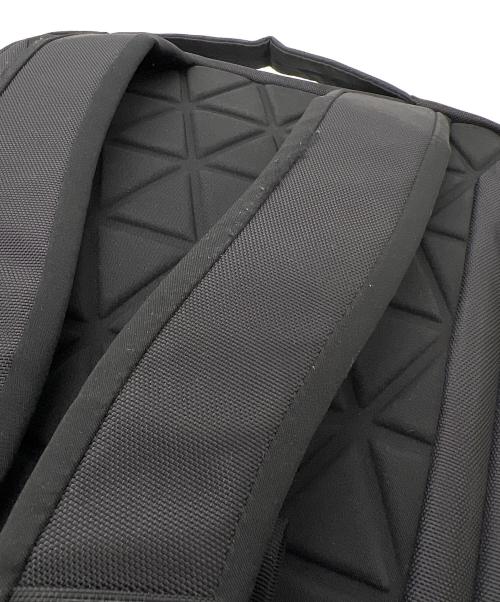 THE NORTH FACE（ザ ノース フェイス）THE NORTH FACE (ザ ノース フェイス) SHUTTLE DAYPACK SLIM グレーの古着・服飾アイテム