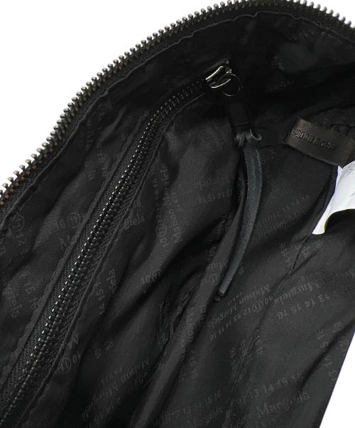 Maison Margiela（メゾンマルジェラ）Maison Margiela (メゾンマルジェラ) ボディバッグ ブラックの古着・服飾アイテム