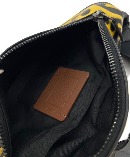 COACH（コーチ）COACH (コーチ) ショルダーバッグ イエロー×ブラックの古着・服飾アイテム