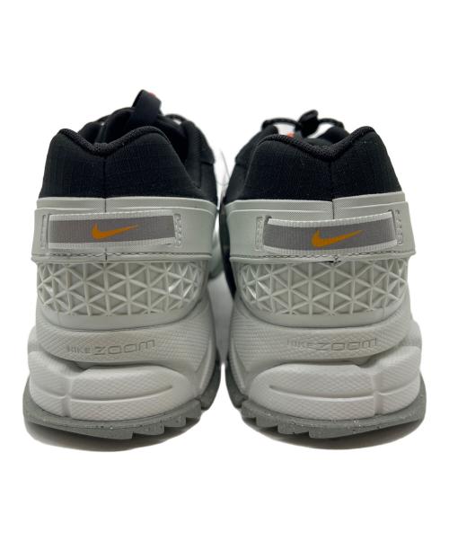 NIKE（ナイキ）NIKE (ナイキ) Nike Zoom Vomero 5 Roam 