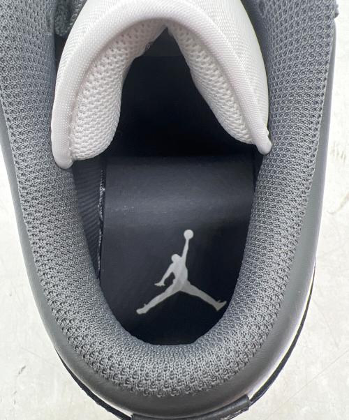 NIKE（ナイキ）NIKE (ナイキ) ローカットスニーカー/NIKE AIR JORDAN 1 LOW iron grey/summit wht 553558-044 グレー サイズ:28.5cmの古着・服飾アイテム