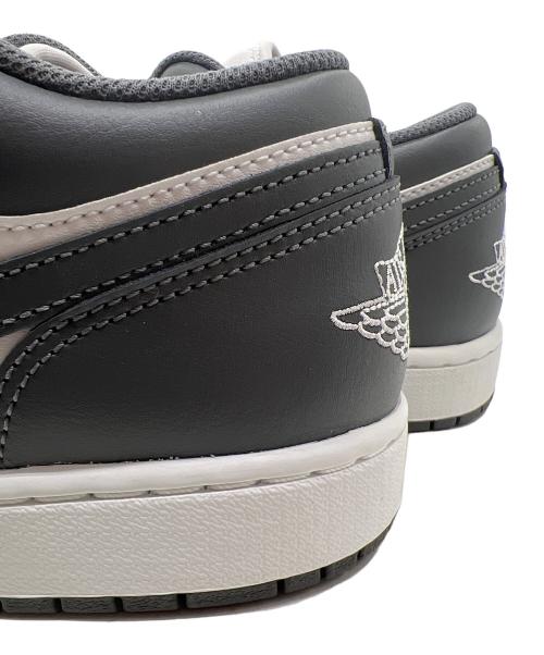 NIKE（ナイキ）NIKE (ナイキ) ローカットスニーカー/NIKE AIR JORDAN 1 LOW iron grey/summit wht 553558-044 グレー サイズ:28.5cmの古着・服飾アイテム