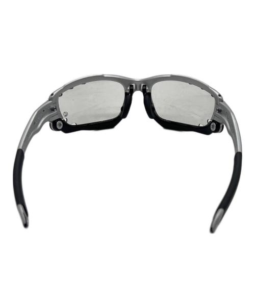 OAKLEY（オークリー）OAKLEY (オークリー) サングラス グレー×ブラックの古着・服飾アイテム
