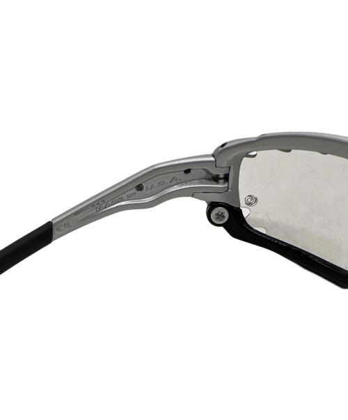 OAKLEY（オークリー）OAKLEY (オークリー) サングラス グレー×ブラックの古着・服飾アイテム