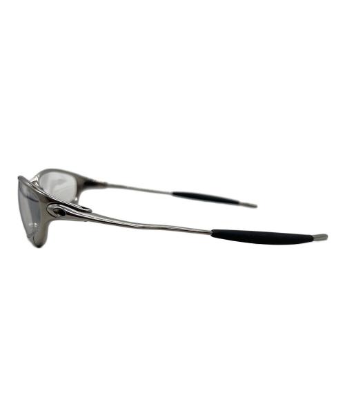 OAKLEY（オークリー）OAKLEY (オークリー) サングラス シルバーの古着・服飾アイテム