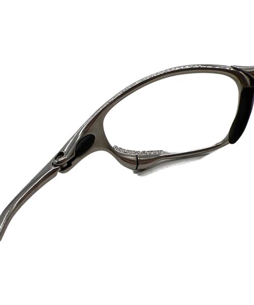 OAKLEY（オークリー）OAKLEY (オークリー) サングラス シルバーの古着・服飾アイテム
