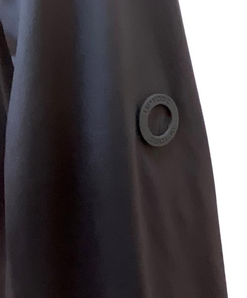 UPTOBE（アップトゥービー）UPTOBE (アップトゥービー) フーデッドジャケット ブラック サイズ:SIZE 42の古着・服飾アイテム