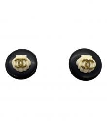 CHANEL（シャネル）の古着「イヤリング/ココマーク ブラックホワイト･シェル」｜ブラック