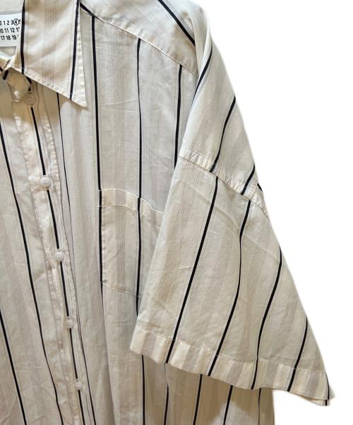 Maison Margiela（メゾンマルジェラ）Maison Margiela (メゾンマルジェラ) 長袖シャツ ホワイト×ブラック サイズ:XSの古着・服飾アイテム