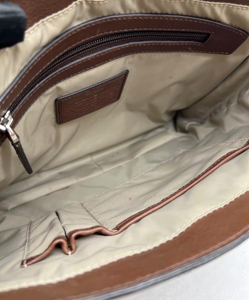 TUMI（トゥミ）TUMI (トゥミ) ショルダーバッグ ブラウンの古着・服飾アイテム