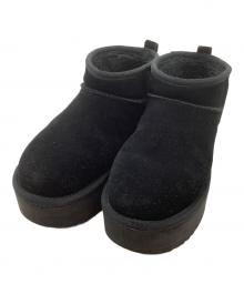 UGG（アグ）の古着「ムートンブーツ」｜ブラック