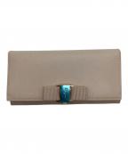 Salvatore Ferragamoサルヴァトーレ フェラガモ）の古着「長財布」｜ベージュ