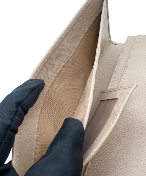 Salvatore Ferragamo（サルヴァトーレ フェラガモ）Salvatore Ferragamo (サルヴァトーレ フェラガモ) 長財布 ベージュ 未使用品の古着・服飾アイテム