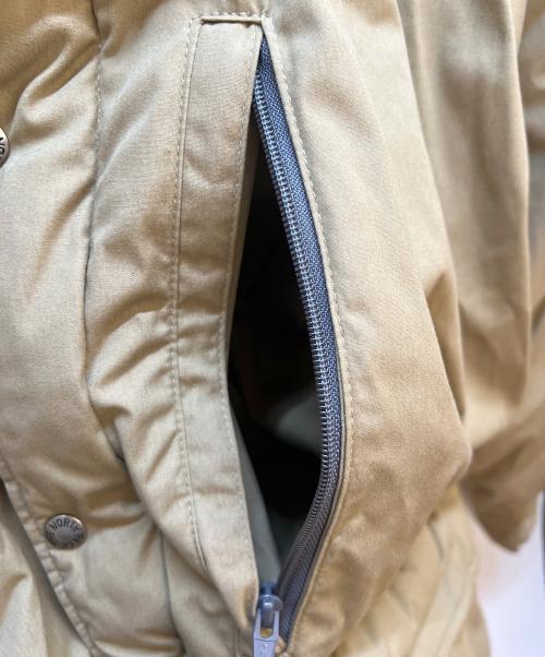 THE NORTH FACE（ザ ノース フェイス）THE NORTH FACE (ザ ノース フェイス) ダウンジャケット ベージュ サイズ:XLの古着・服飾アイテム