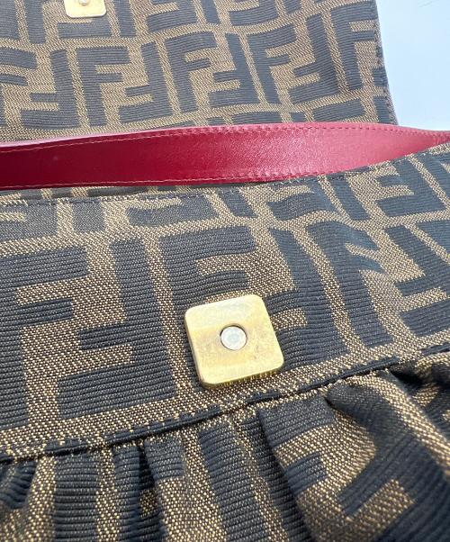 FENDI（フェンディ）FENDI (フェンディ) ハンドバッグ/ズッカ ブラウン×レッドの古着・服飾アイテム