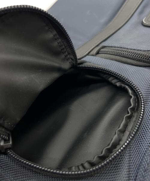 TUMI（トゥミ）TUMI (トゥミ) ビジネスバッグ ネイビーの古着・服飾アイテム