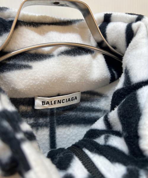 BALENCIAGA（バレンシアガ）BALENCIAGA (バレンシアガ) Over Size Tonal Logo Fleece Jacket ホワイト×ブラック サイズ:XSの古着・服飾アイテム
